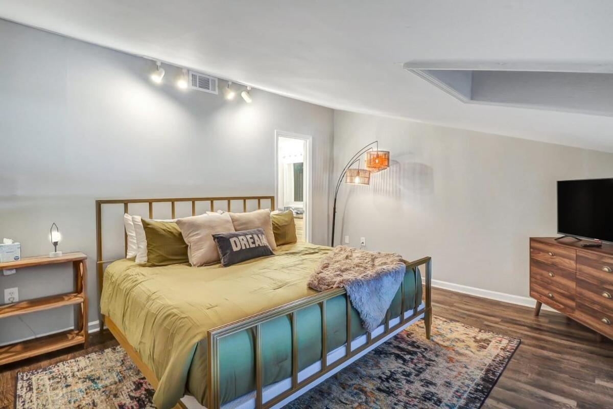Apartament Eagle'S Landing Loft-Downtown Above Bull & Barrel Statesboro Zewnętrze zdjęcie